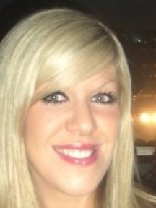 Person who looks like Tori Spelling