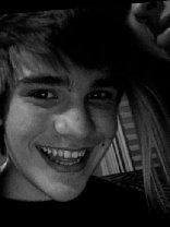 Person who looks like Devon Werkheiser