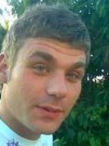 Person who looks like Liev Schreiber