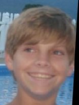 Person who looks like Jesse McCartney