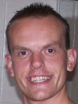 Person who looks like Peter Berg