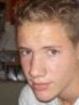 Person who looks like Ryan Phillippe