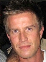 Person who looks like Michael Vartan