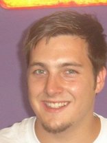 Person who looks like Peter Facinelli