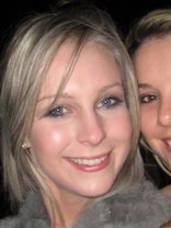 Person who looks like Jennifer Hawkins