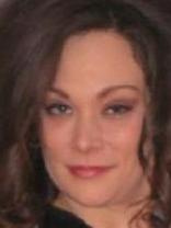 Person who looks like Jennifer Tilly