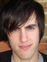 Person who looks like Jason Schwartzman