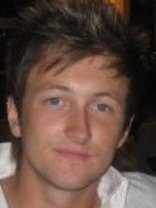 Person who looks like Jonathan Tucker