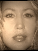 Person who looks like Julie Benz