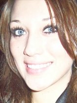 Person who looks like Hilary Duff