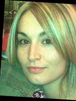 Person who looks like Drea de Matteo