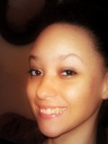 Person who looks like Tamera and Tia Mowry