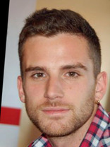 Person who looks like Chris Evans