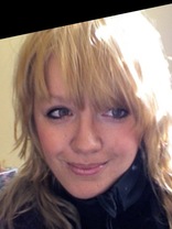 Person who looks like Ashlee Simpson