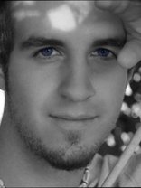 Person who looks like James Van Der Beek