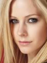 Person who looks like Avril Lavigne