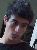 Person who looks like Ryan Reynolds