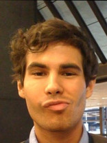 Person who looks like Josh Hartnett