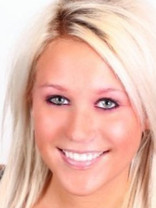 Person who looks like Christina Aguilera