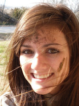 Person who looks like Shailene Woodley