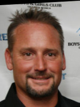 Person who looks like Peter Krause