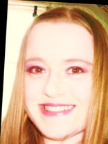 Person who looks like Scarlett Pomers