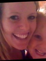 Person who looks like Elizabeth Banks