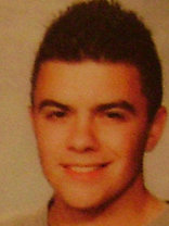 Person who looks like Josh Duhamel