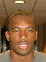 Person who looks like Marlon Wayans