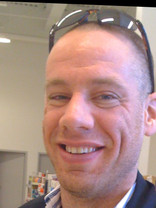 Person who looks like Guy Pearce