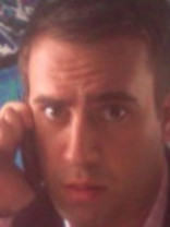 Person who looks like Jeremy Piven