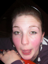 Person who looks like Kaley Cuoco