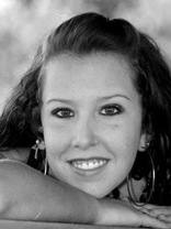 Person who looks like Peri Gilpin