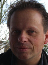 Person who looks like Tony Goldwyn