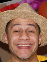 Person who looks like Cuba Gooding Jr.