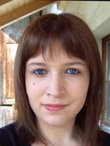 Person who looks like Jaclyn Smith