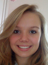 Person who looks like Mika Boorem