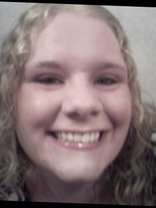 Person who looks like Lauren Collins