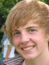 Person who looks like Jesse McCartney