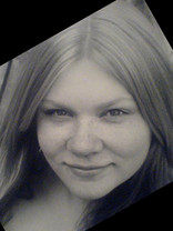 Person who looks like Laura Prepon