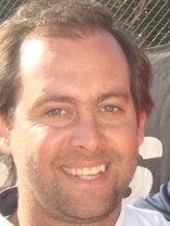 Person who looks like Carlos Ponce