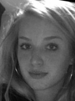 Person who looks like Rosamund Pike