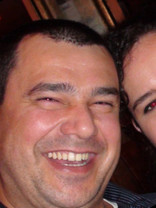 Person who looks like Dennis Quaid