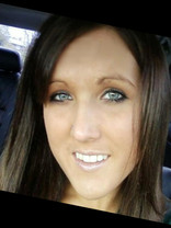 Person who looks like Lisa Marie Presley