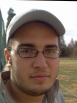 Person who looks like Freddie Prinze Jr.