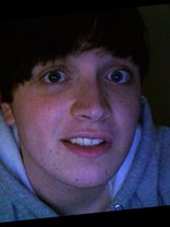 Person who looks like Josh Hutcherson