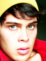 Person who looks like Tom Welling