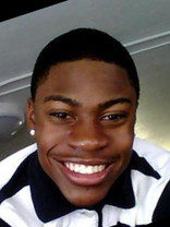 Person who looks like Chris Tucker