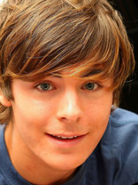 Person who looks like Zac Efron