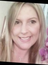 Person who looks like Daisy Fuentes